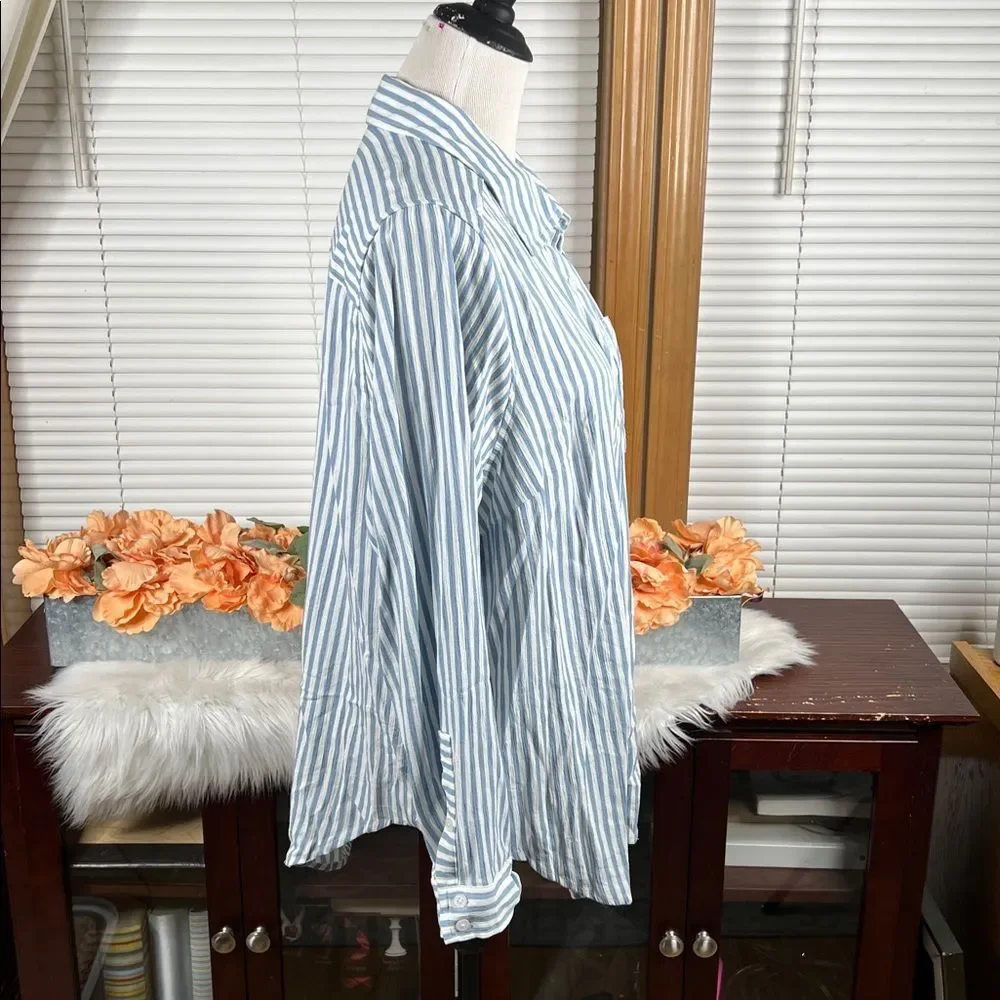 Torrid Lizzie Button-Up Long Sleeve Shirt Size 2 - Picture 5 of 10